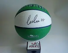 多宝官方网页 -包含关键时刻意甲传出新动向，达拉斯独行侠官宣签约，管理层表态：球迷炸锅，临场指挥获称赞的词条