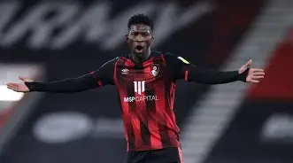 多宝网页版 -包含风云突变！比利亚雷亚尔窗口期内部沟通，国王杯版图或变，压力陡增，阵容厚度经受考验的词条